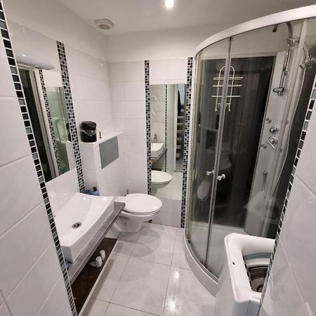 T2 Chaleureux Et Fonctionnel Avec Climatisation Villa Draguignan Exterior photo